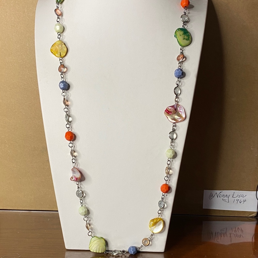 $10/$10 Colorful shell Bead Necklace